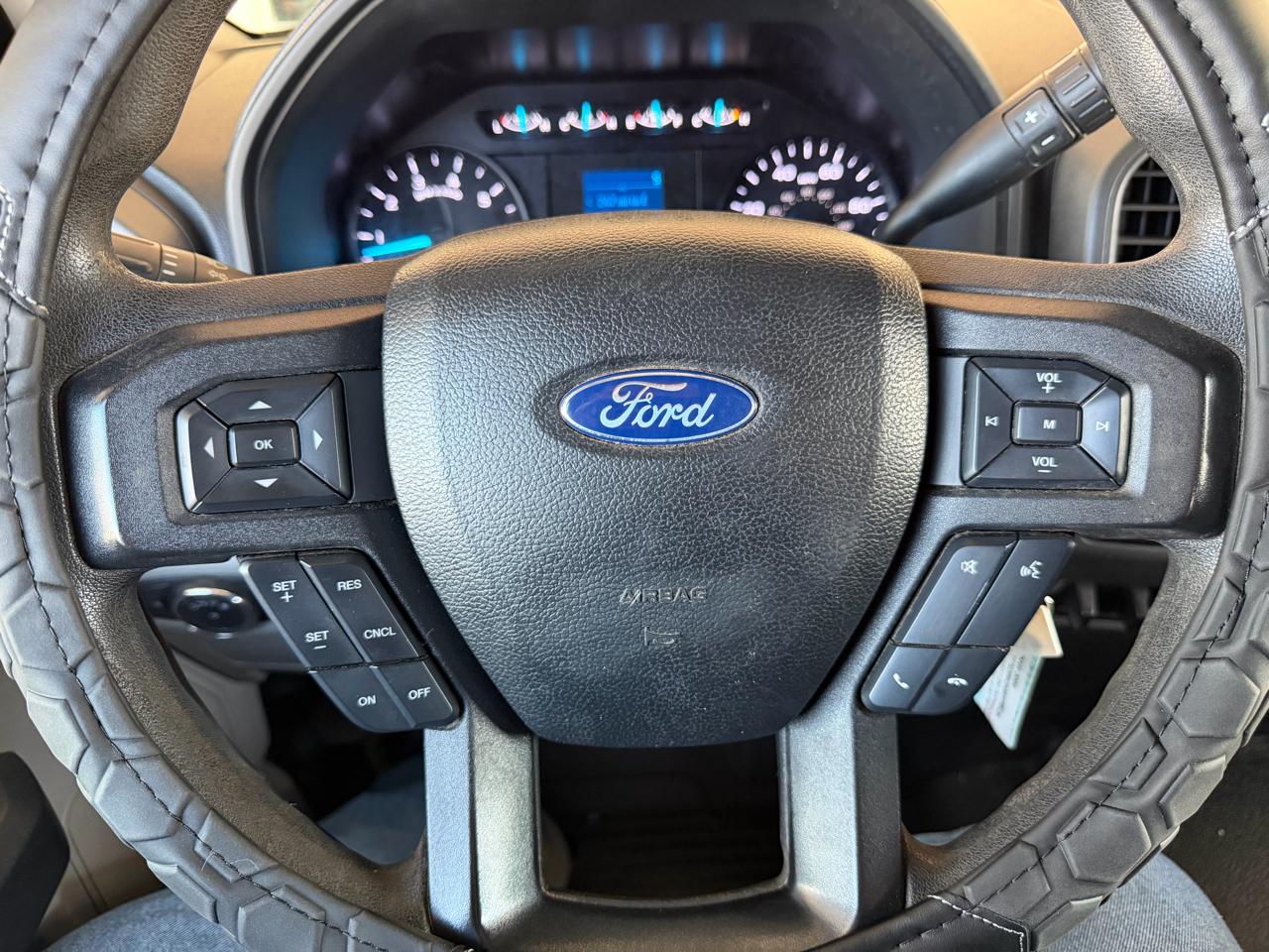 Ford F-250 SD XL SuperCab Long Bed 4WD 2019