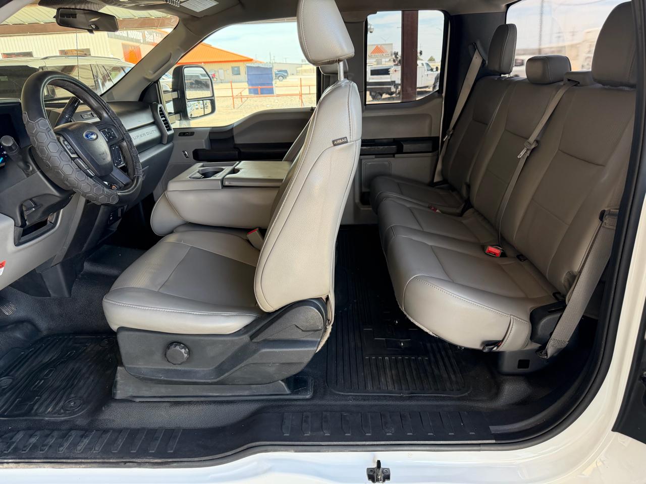 Ford F-250 SD XL SuperCab Long Bed 4WD 2019