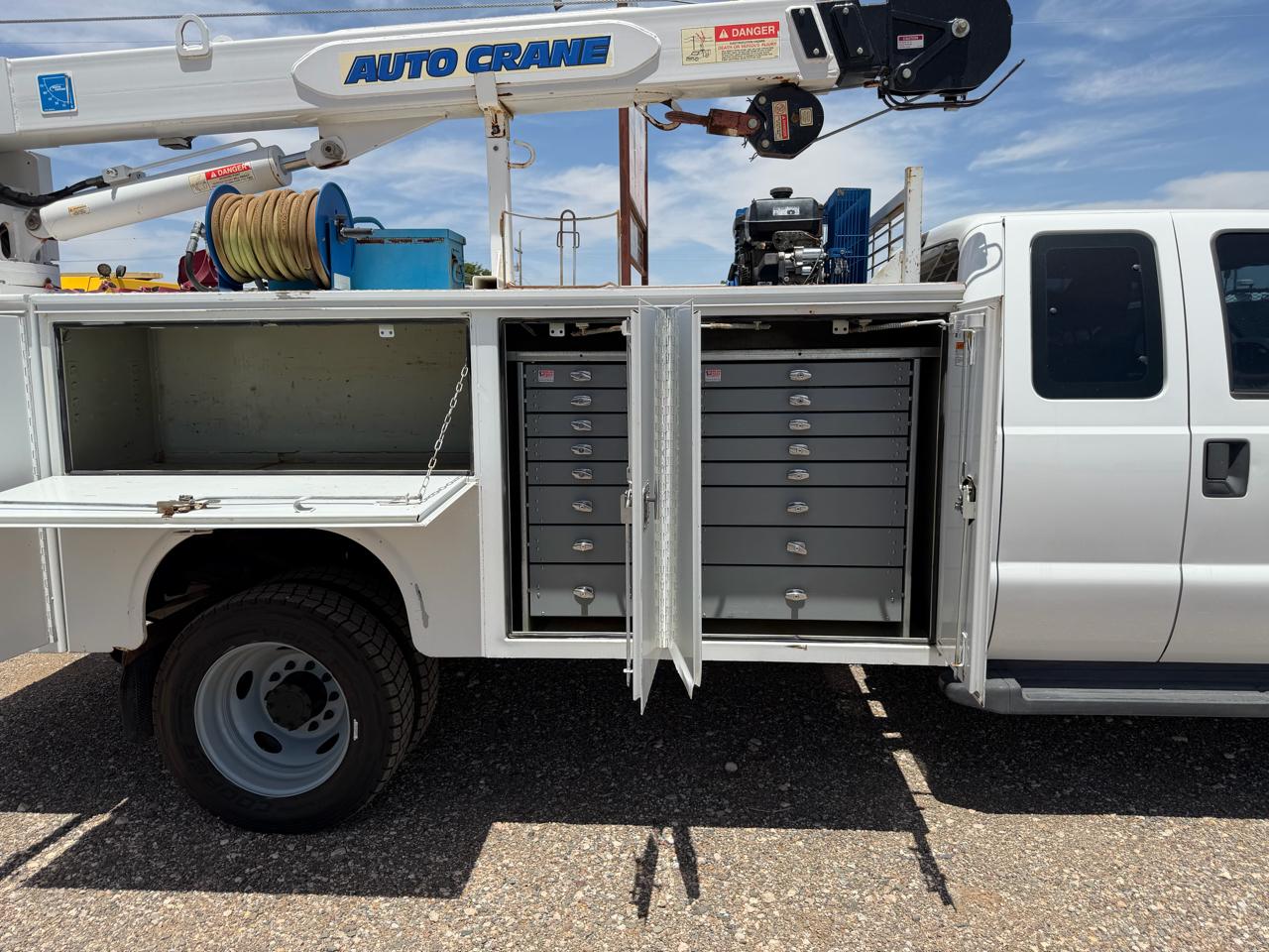 Ford F-550 SuperCab DRW 4WD 2015