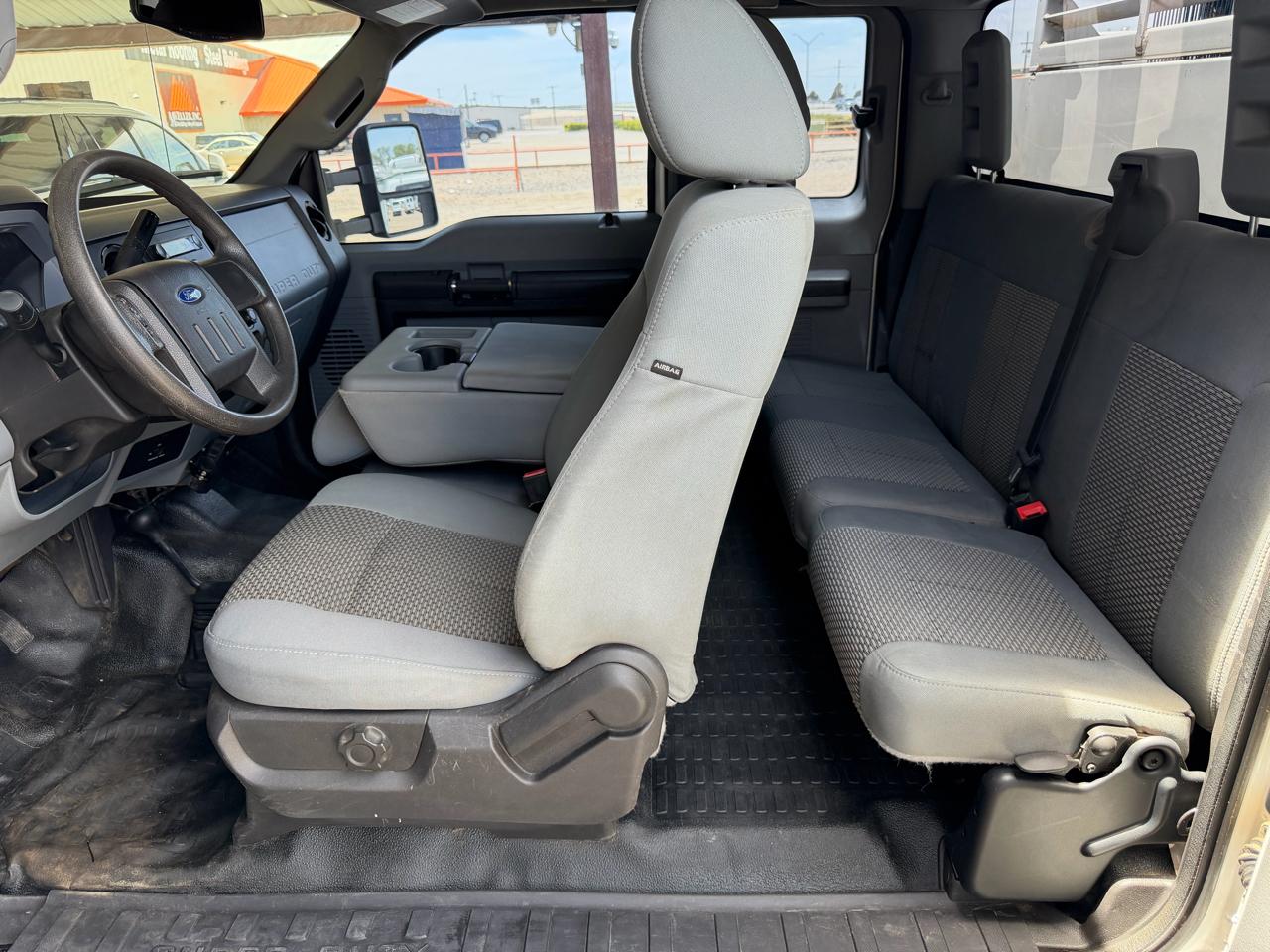 Ford F-550 SuperCab DRW 4WD 2015