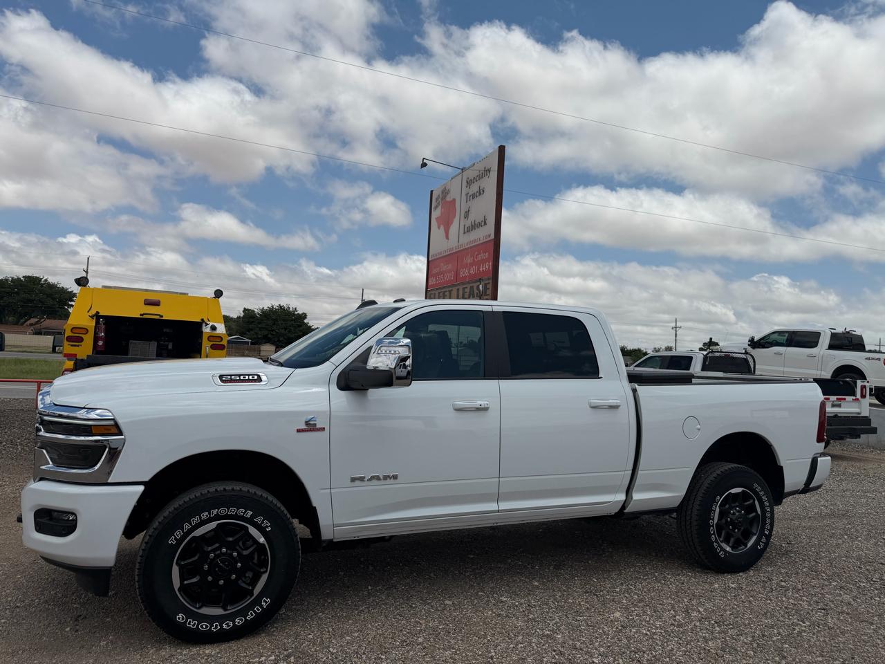 RAM 2500 Laramie Crew Cab 4WD 2026