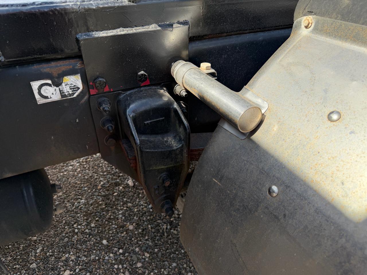 Peterbilt 337  2013