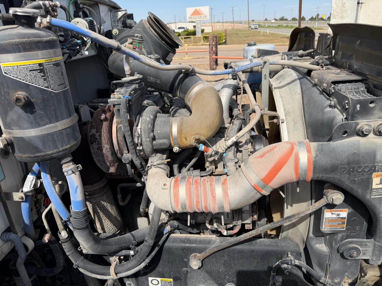 Peterbilt 337  2013