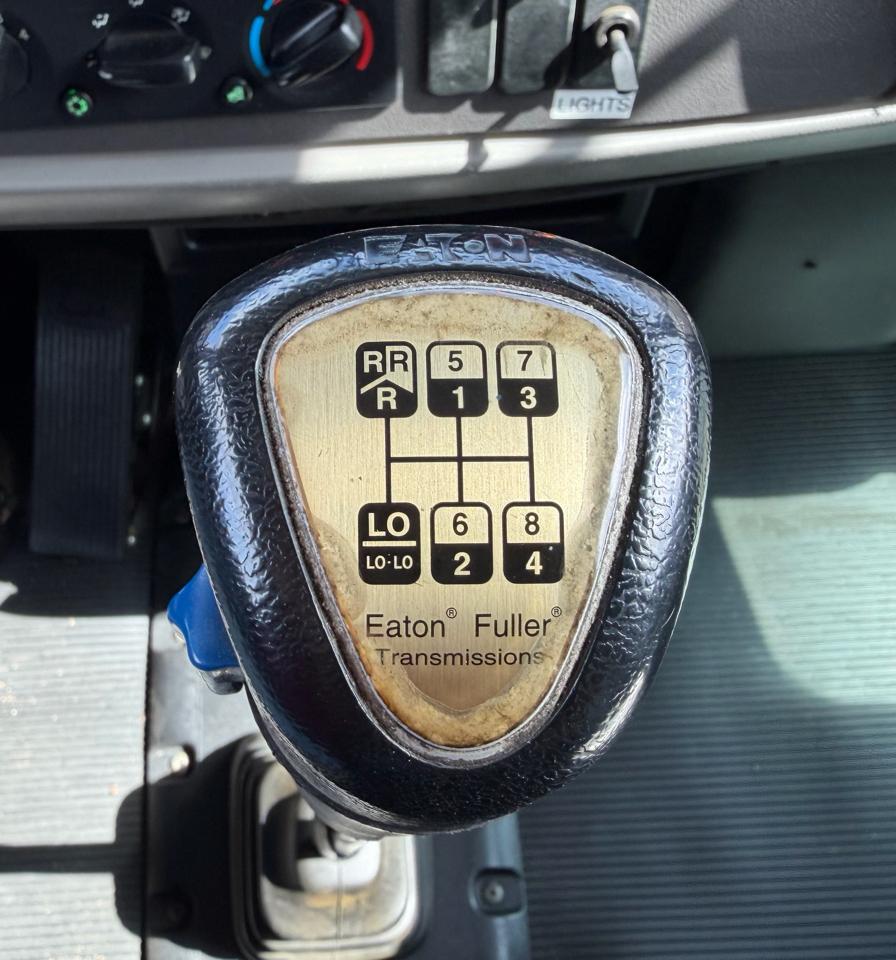 Peterbilt 337  2013