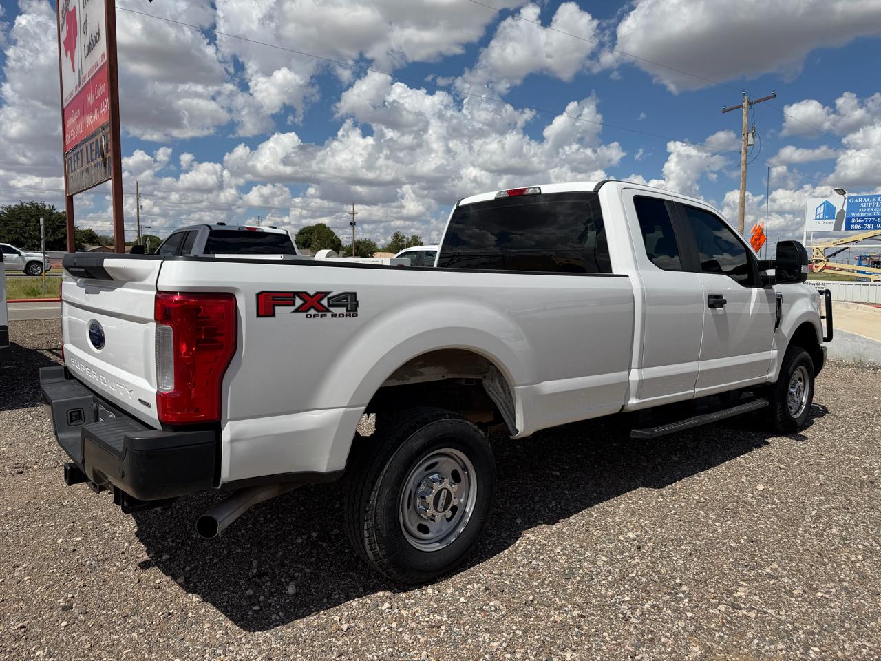 Ford F-250 SD XL SuperCab Long Bed 4WD 2019