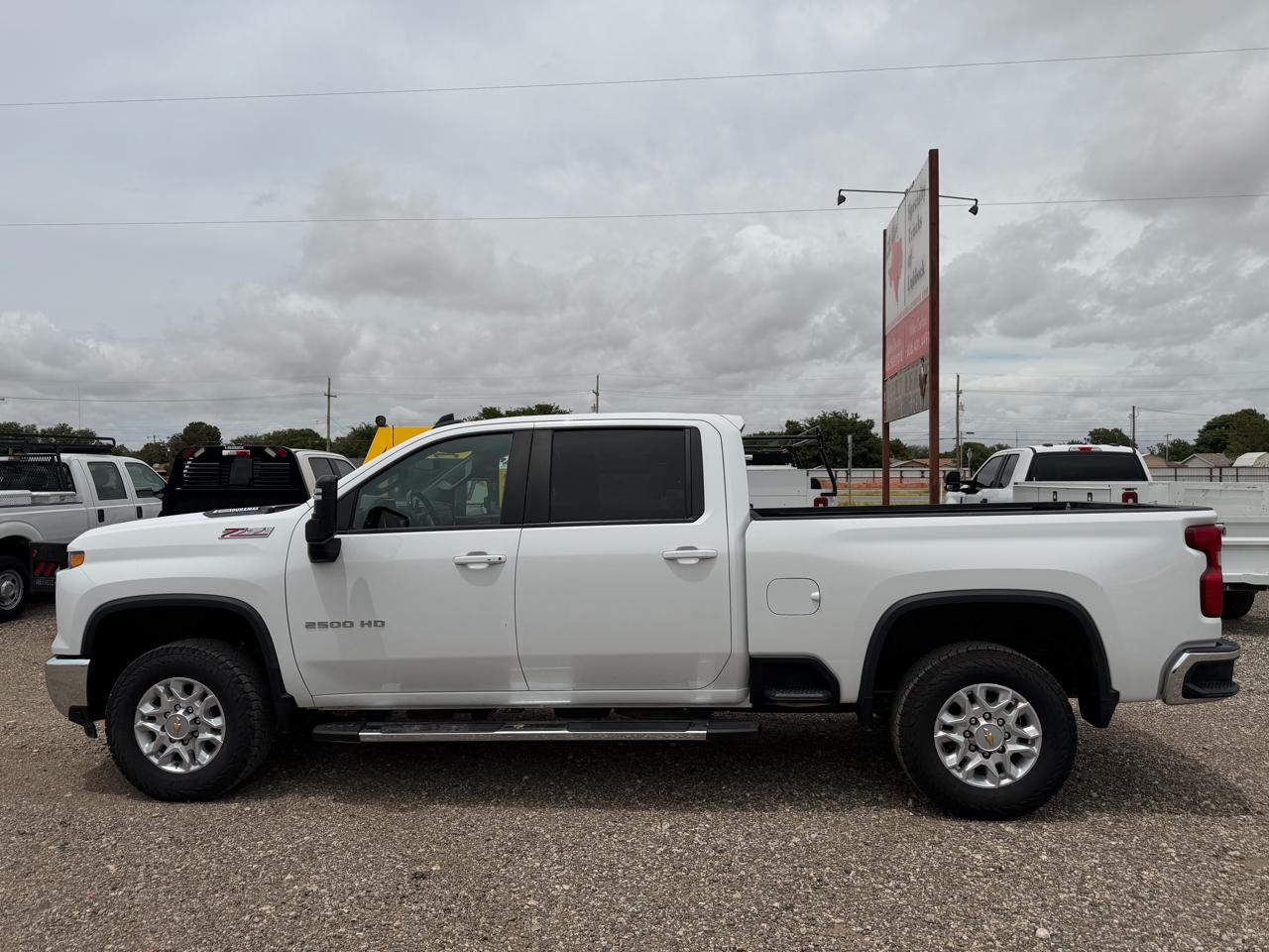 Chevrolet Silverado 2500HD LT Crew Cab Short Box 4WD 2025