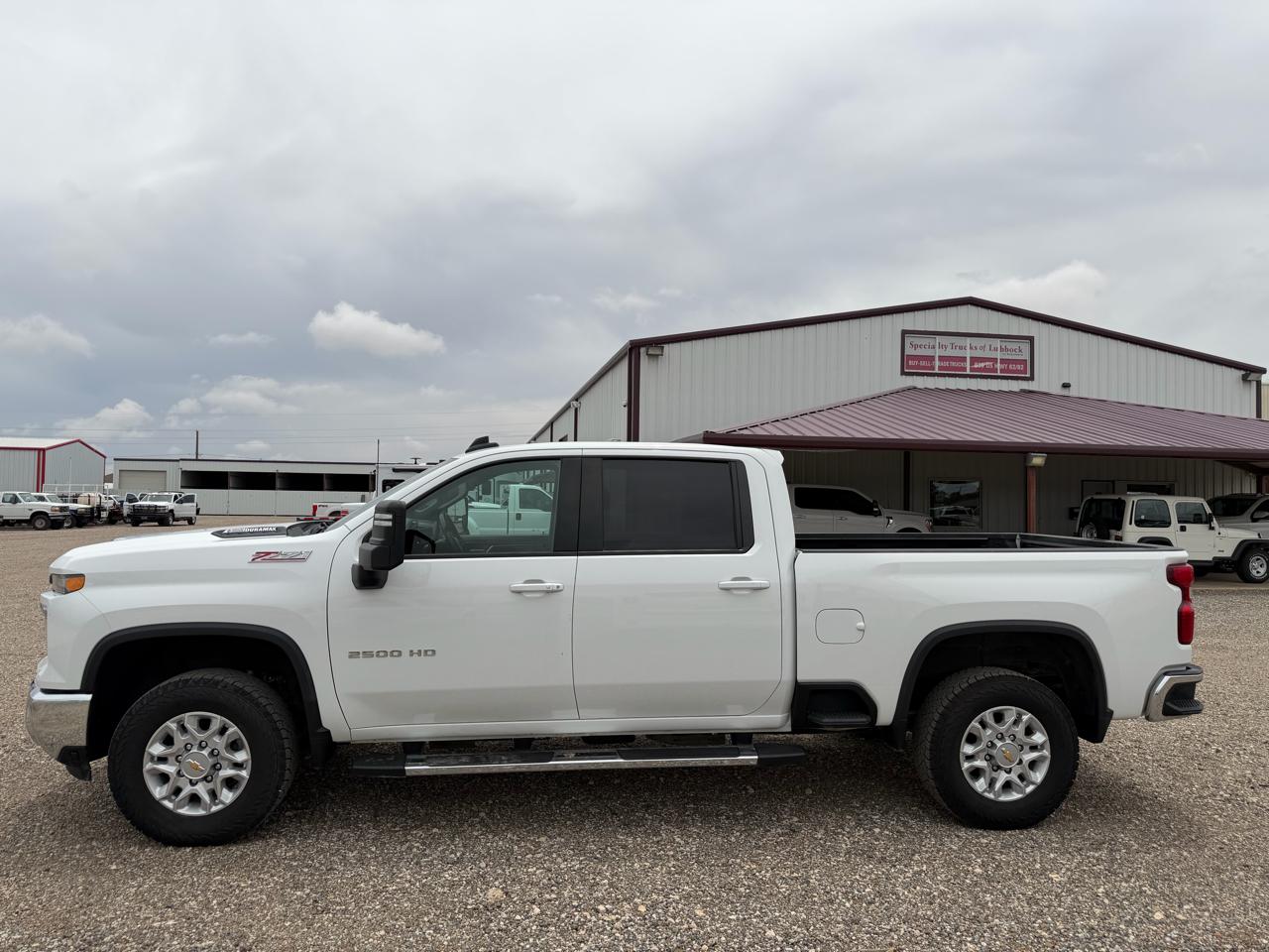 Chevrolet Silverado 2500HD LT Crew Cab Short Box 4WD 2025