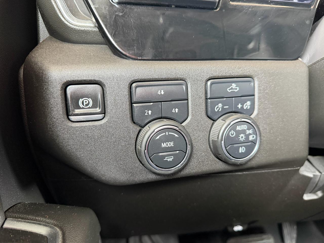 Chevrolet Silverado 2500HD LT Crew Cab Short Box 4WD 2025