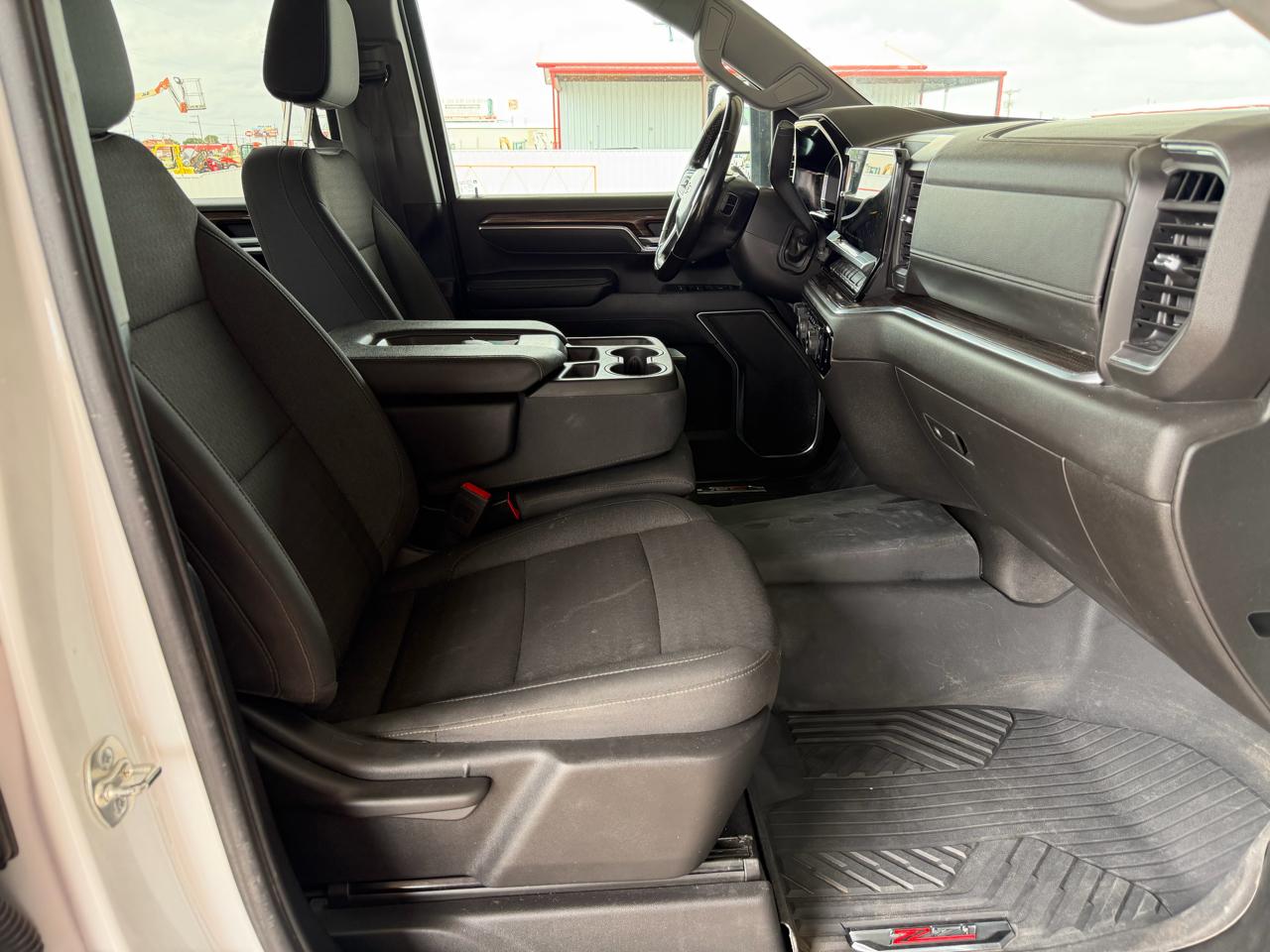 Chevrolet Silverado 2500HD LT Crew Cab Short Box 4WD 2025