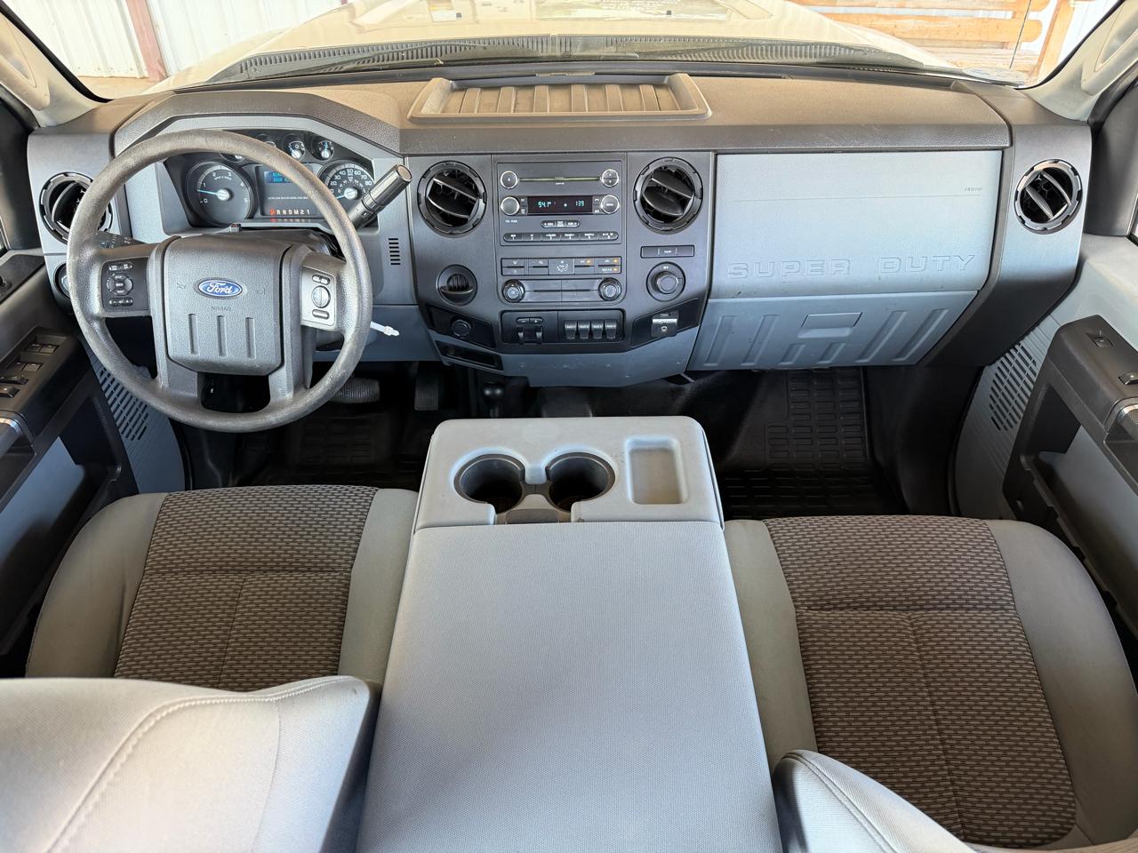 Ford F-550 Crew Cab DRW 4WD 2012
