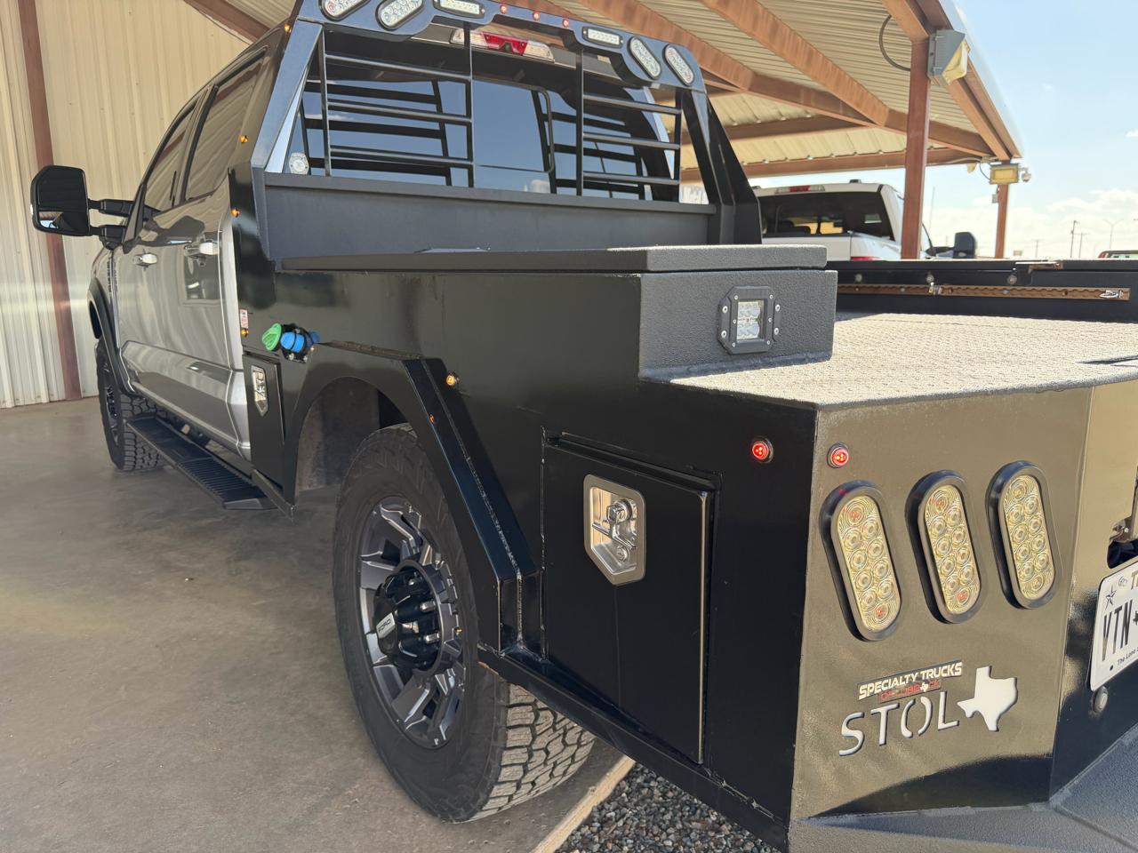 Ford F-250 SD Lariat Crew Cab 4WD 2024