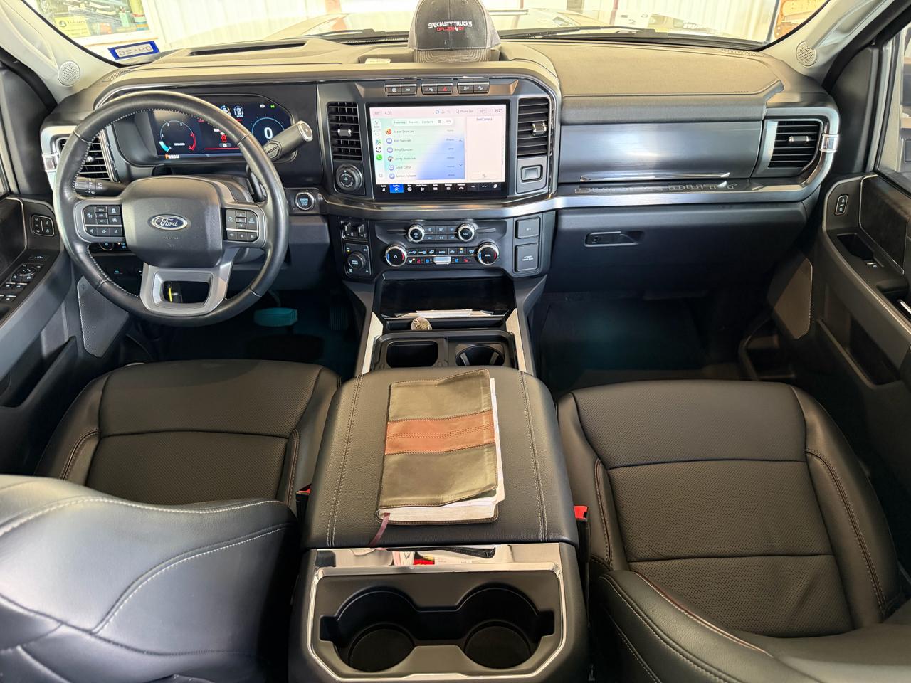 Ford F-250 SD Lariat Crew Cab 4WD 2024