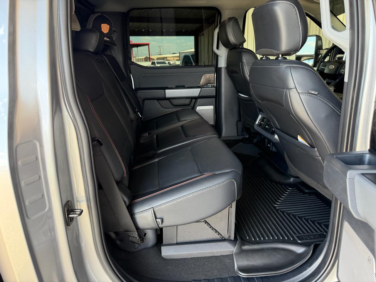 Ford F-250 SD Lariat Crew Cab 4WD 2024