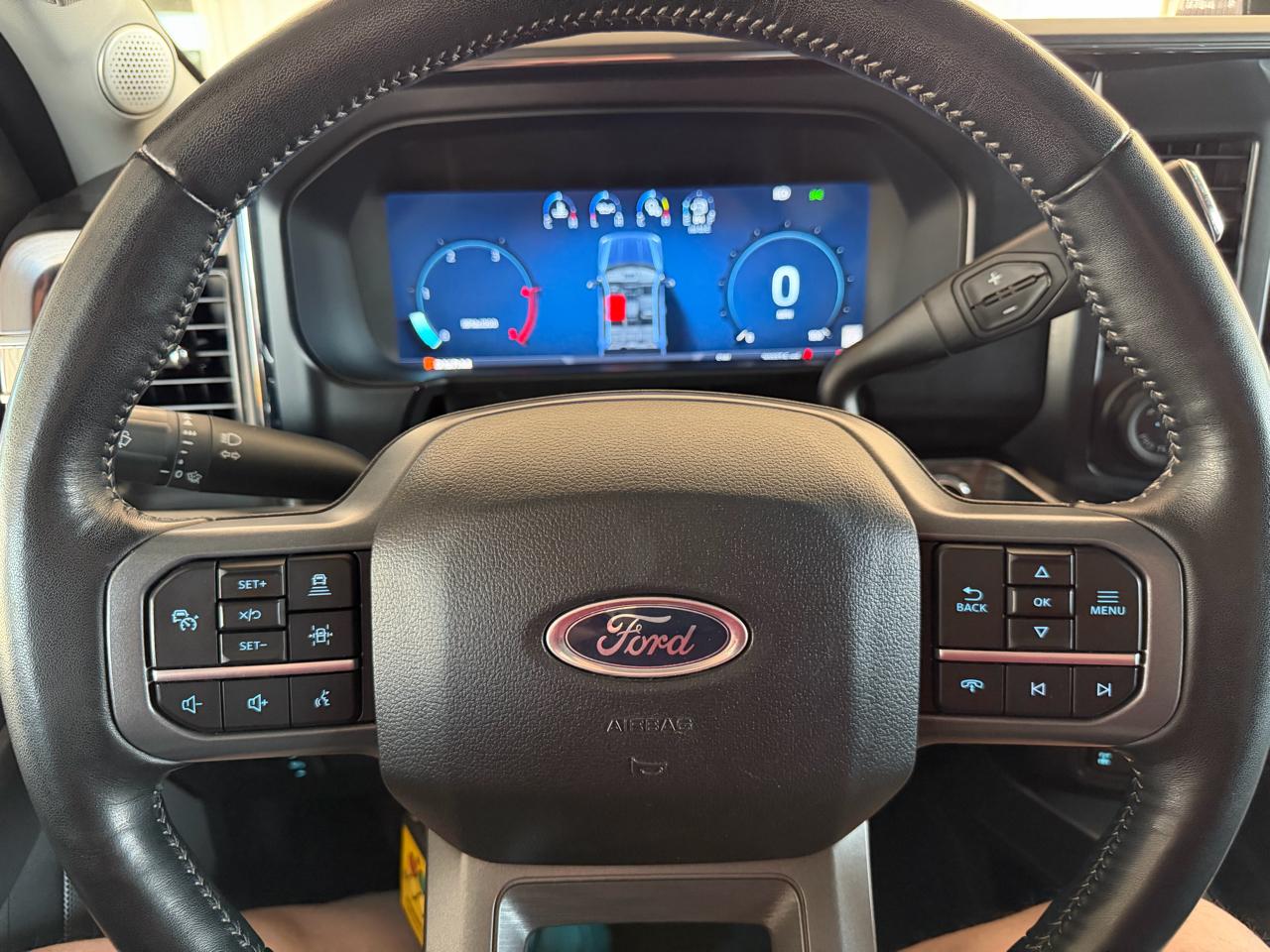 Ford F-250 SD Lariat Crew Cab 4WD 2024