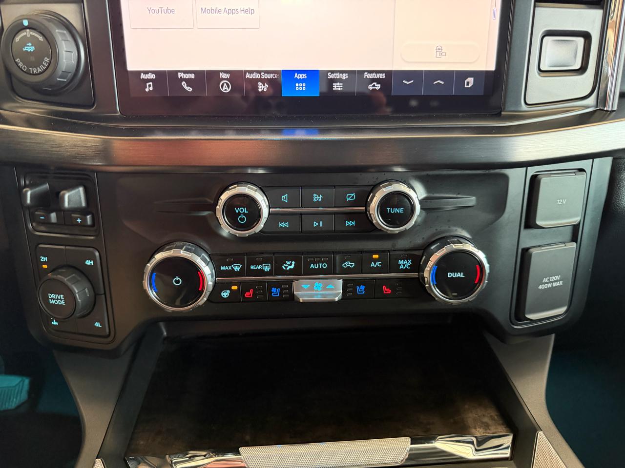 Ford F-250 SD Lariat Crew Cab 4WD 2024