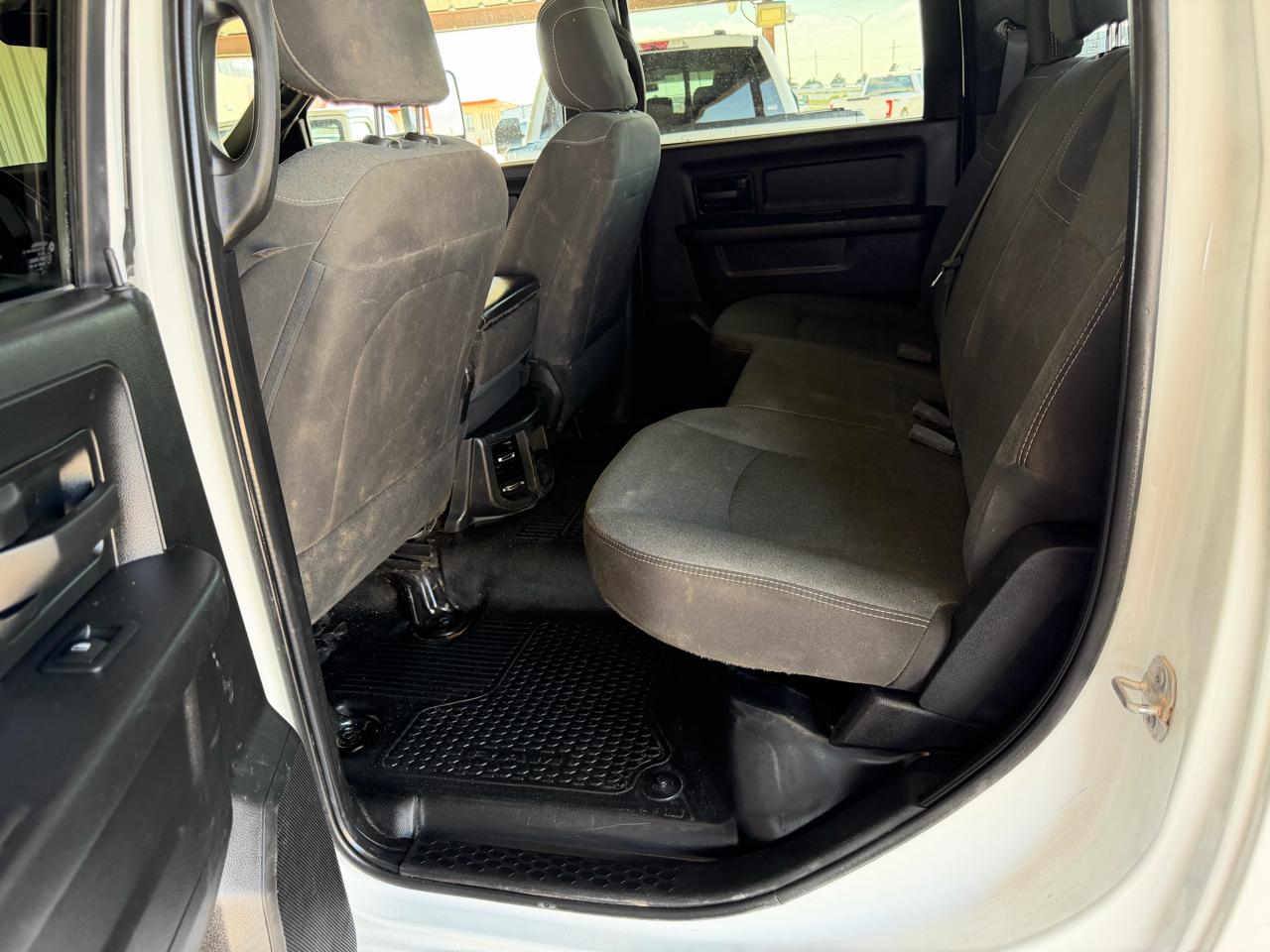 RAM 2500 Tradesman Crew Cab LWB 4WD 2022
