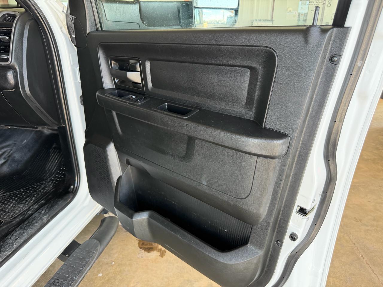 RAM 2500 Tradesman Crew Cab LWB 4WD 2022