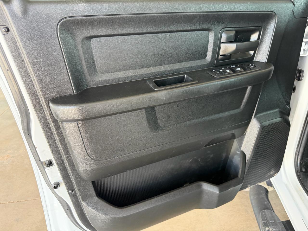 RAM 2500 Tradesman Crew Cab LWB 4WD 2022