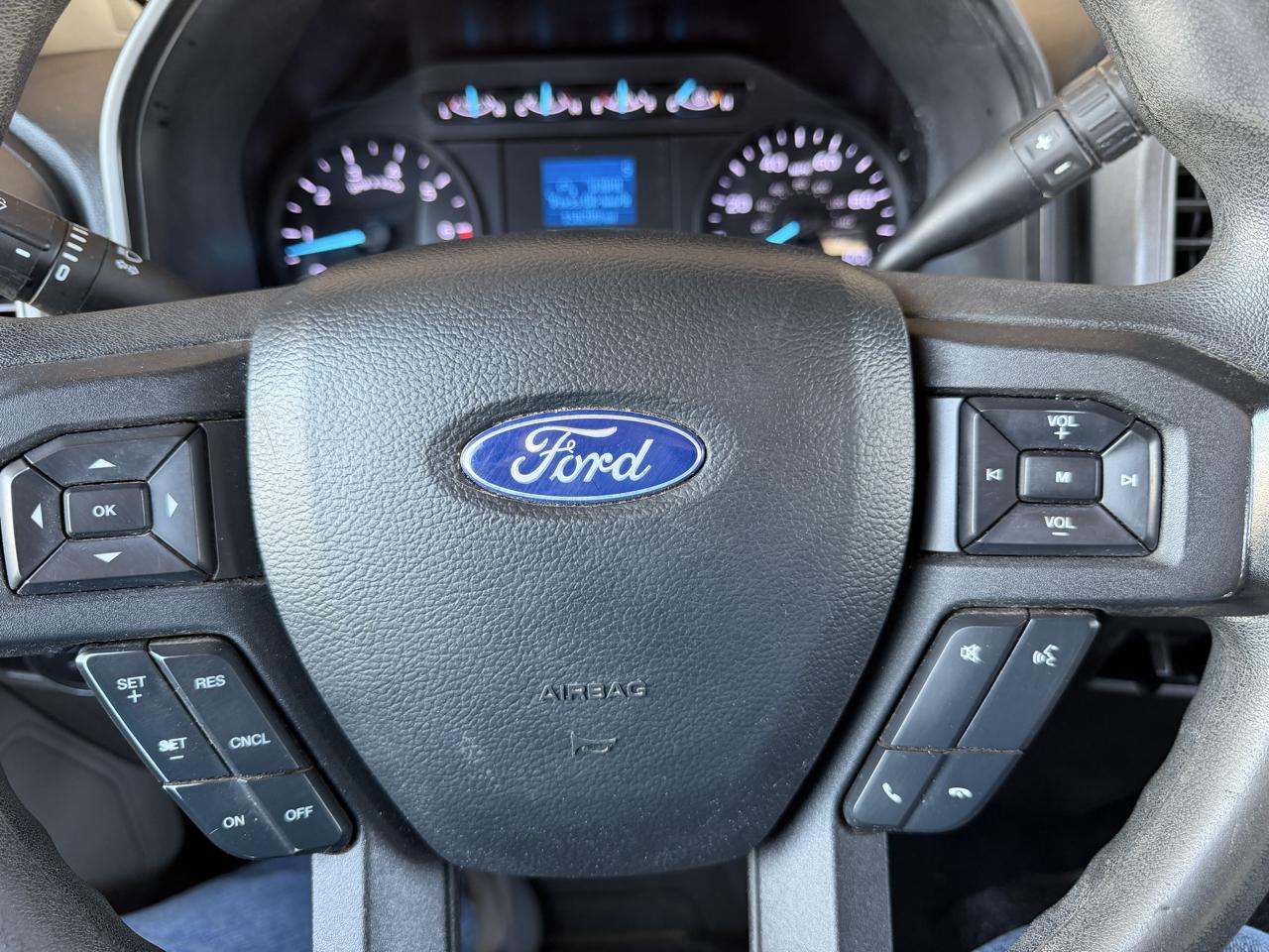 Ford F-250 SD XL SuperCab Long Bed 4WD 2018