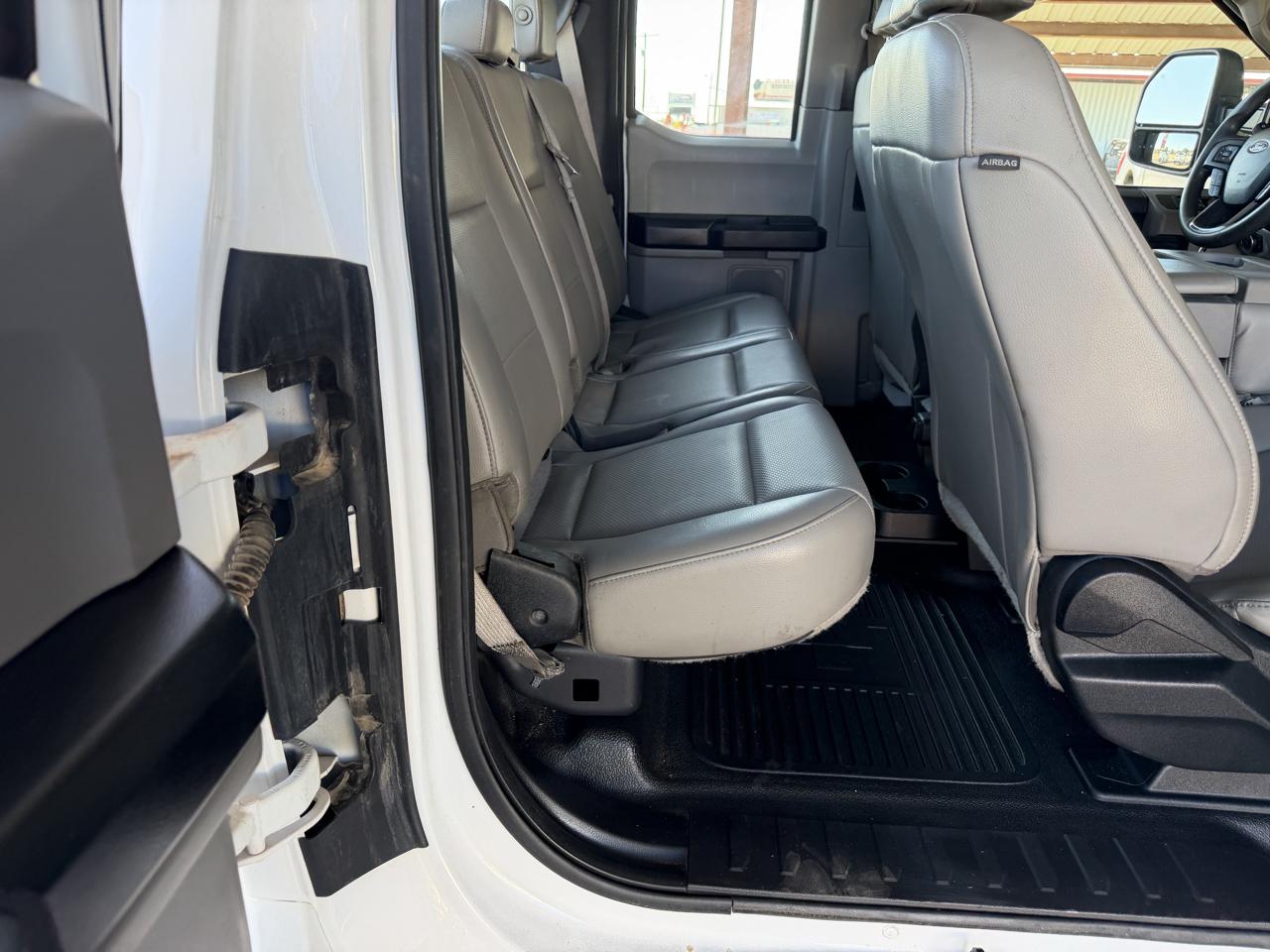 Ford F-250 SD XL SuperCab Long Bed 4WD 2018