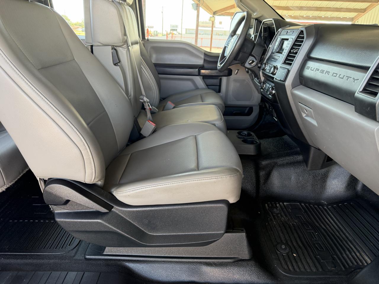Ford F-250 SD XL SuperCab Long Bed 4WD 2018