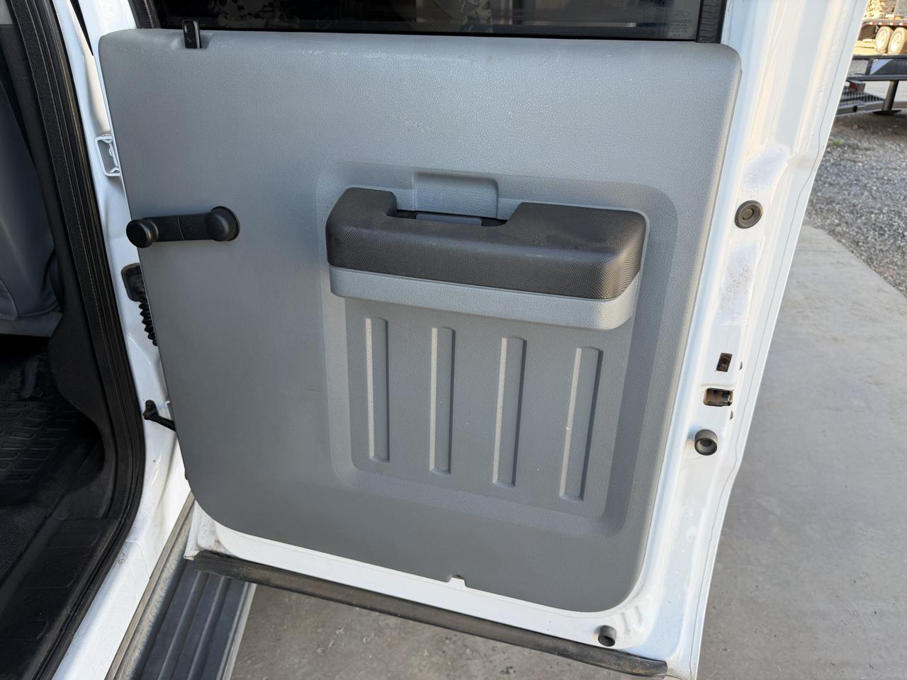 Ford F-250 SD XL Crew Cab Long Bed 4WD 2016