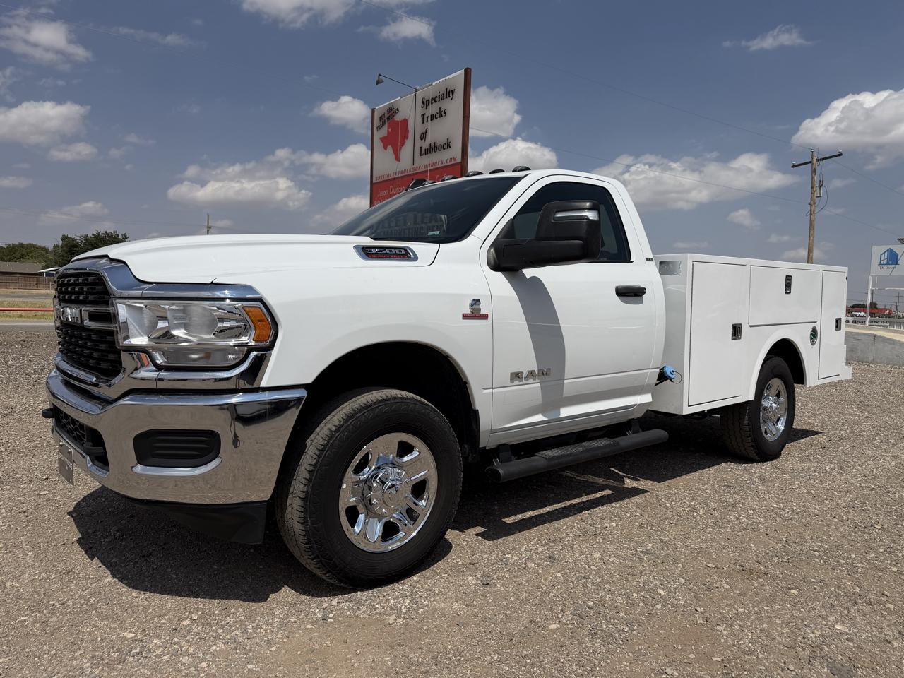 RAM 3500 Regular Cab 4WD 2024