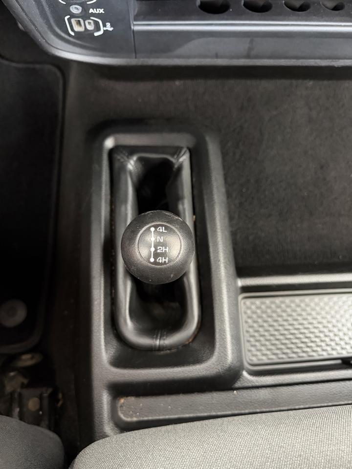 RAM 3500 Regular Cab 4WD 2024