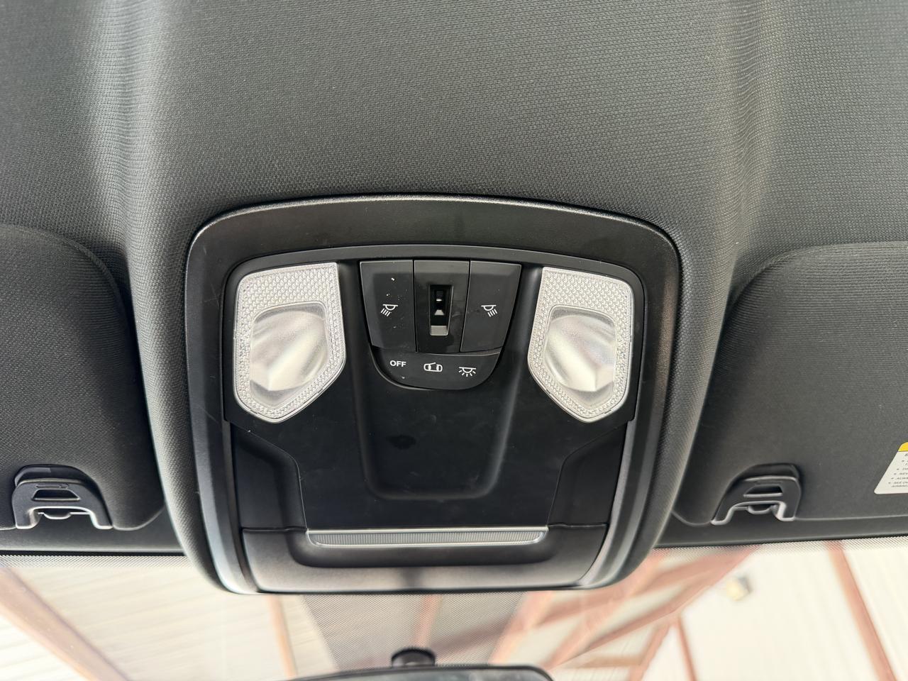 RAM 3500 Regular Cab 4WD 2024