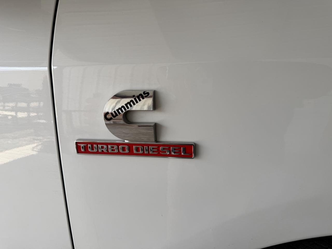 RAM 3500 Regular Cab 4WD 2024