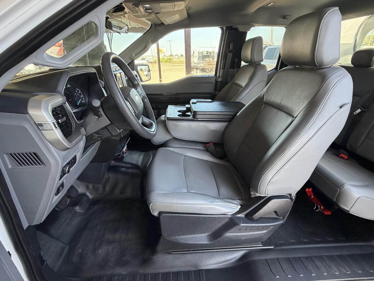 Ford F-150 XL SuperCab 8-ft. 2WD 2022