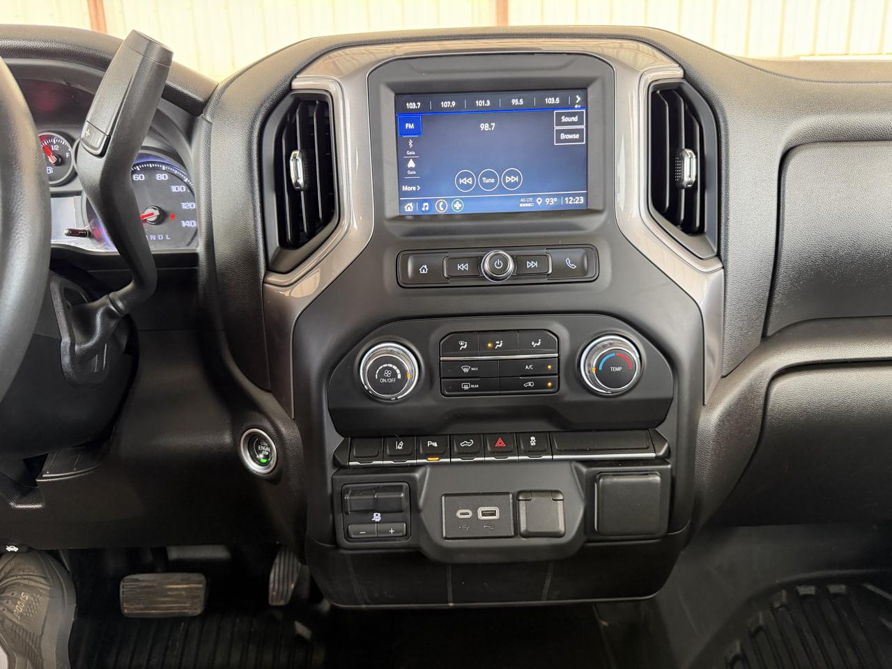 Chevrolet Silverado 2500HD Work Truck Crew Cab Long Box 4WD 2024