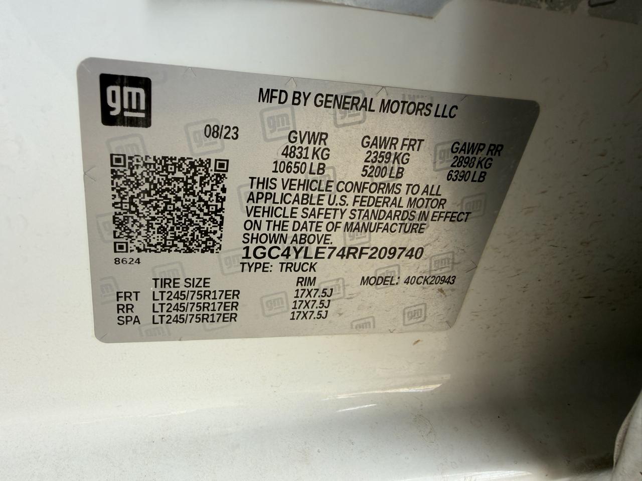 Chevrolet Silverado 2500HD Work Truck Crew Cab Long Box 4WD 2024