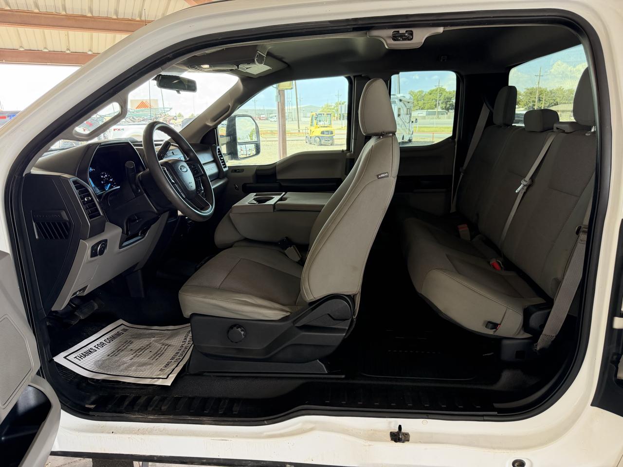 Ford F-250 SD XL SuperCab Long Bed 4WD 2019