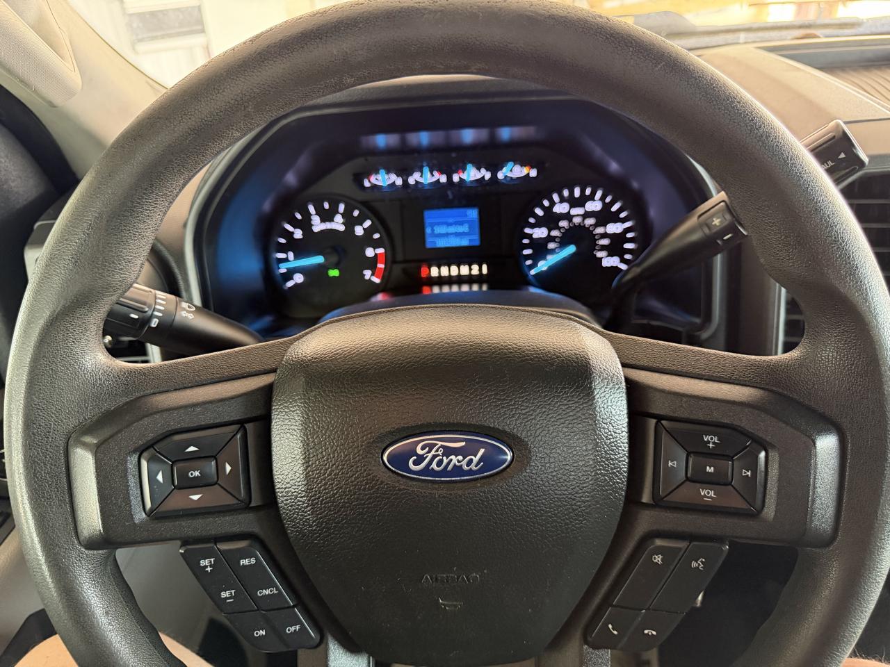 Ford F-250 SD XL SuperCab Long Bed 4WD 2019