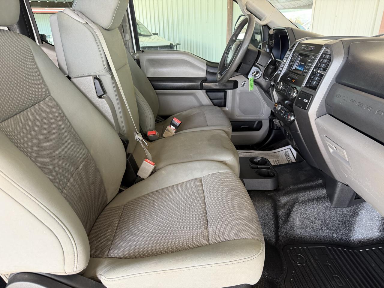 Ford F-250 SD XL SuperCab Long Bed 4WD 2019