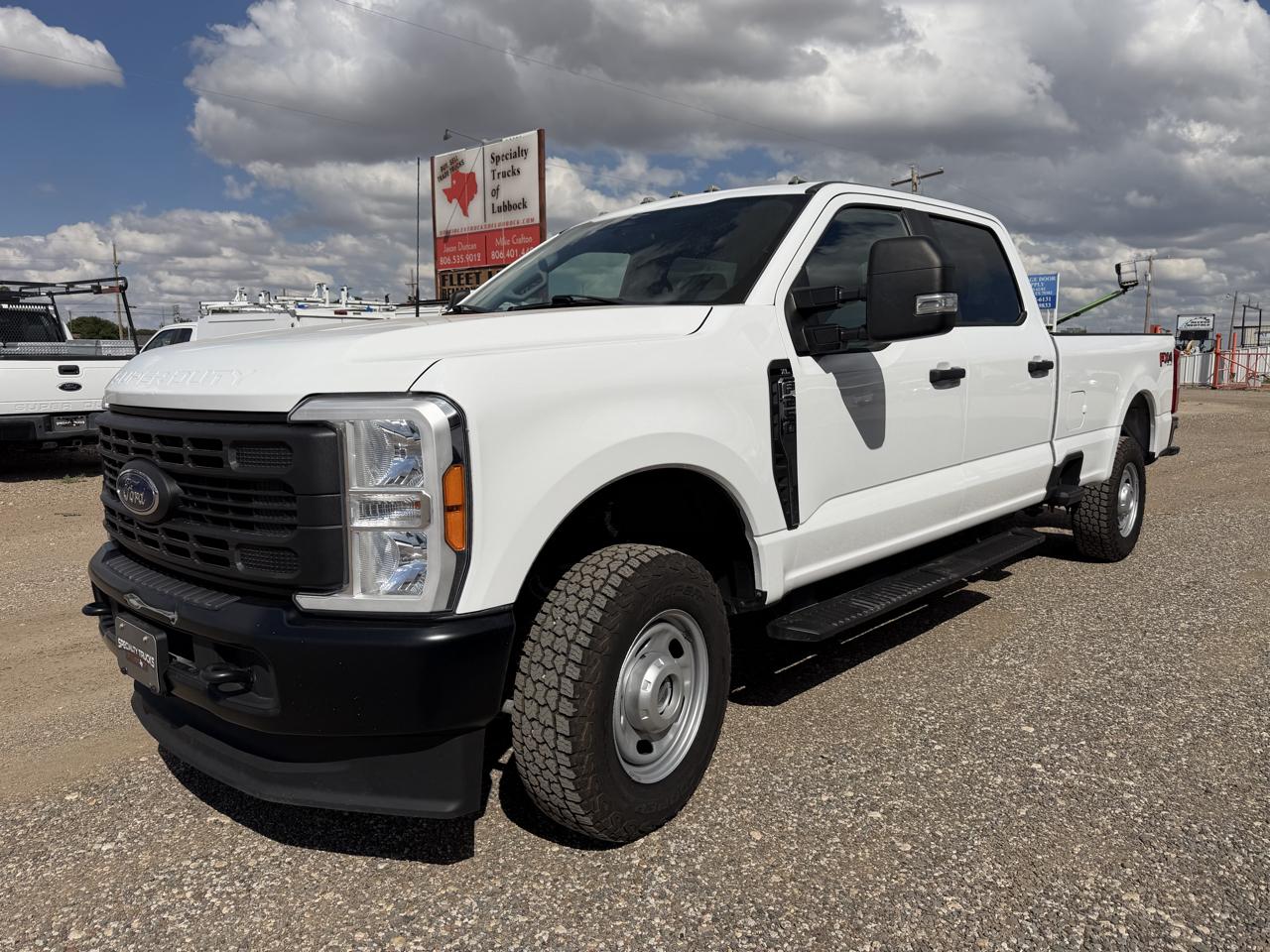Ford F-250 SD XL Crew Cab Long Bed 4WD 2023