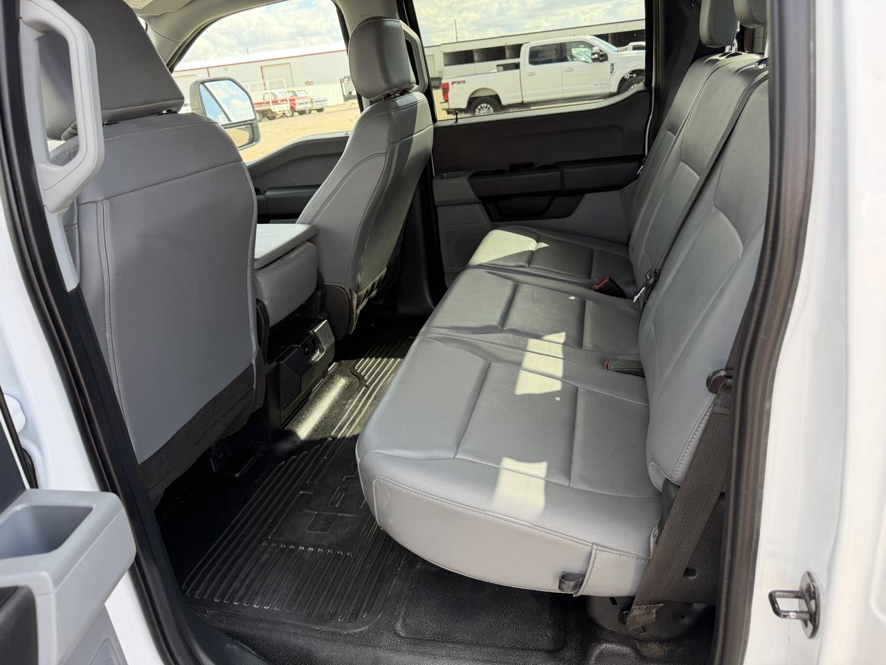 Ford F-250 SD XL Crew Cab Long Bed 4WD 2023