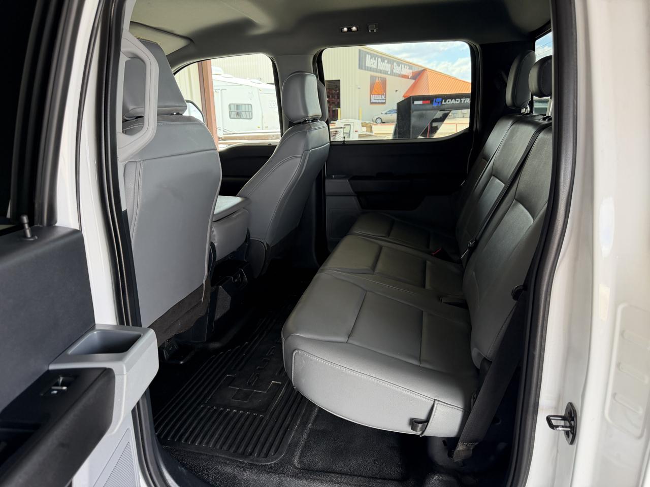 Ford F-250 SD XL Crew Cab Long Bed 4WD 2023