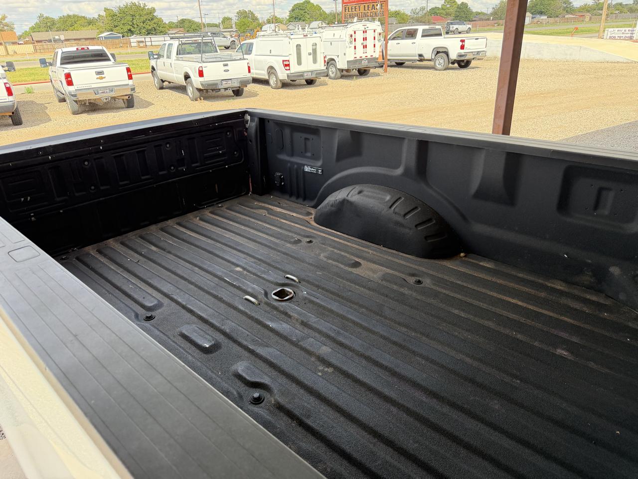 Ford F-250 SD XL Crew Cab Long Bed 4WD 2023