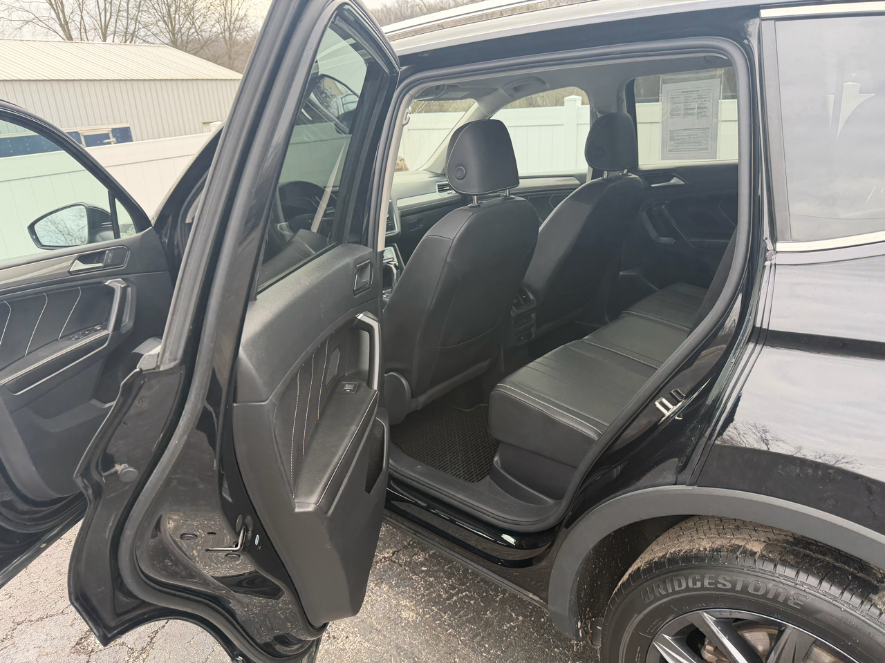 Volkswagen Tiguan 2.0T SE 4MOTION 2023