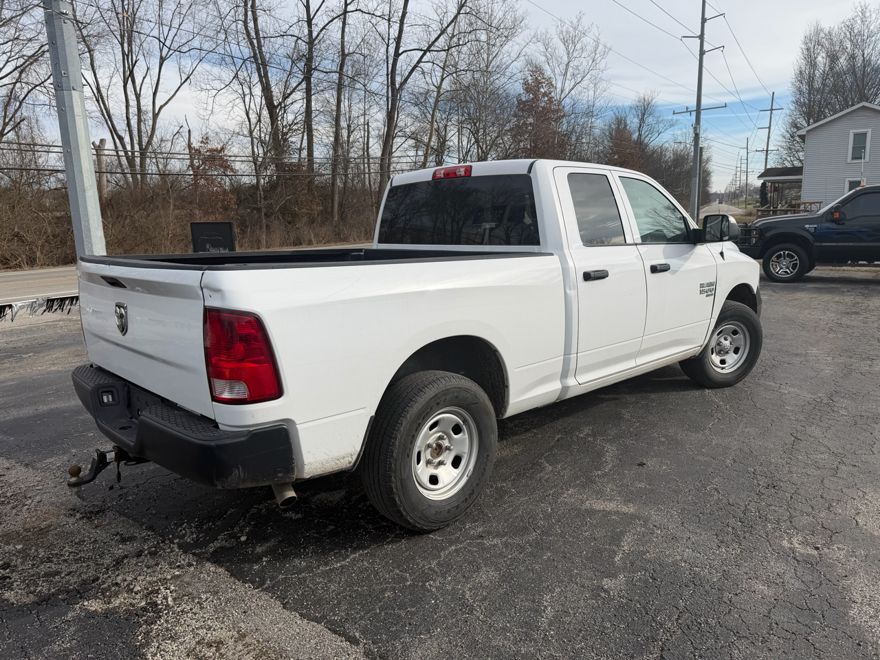 RAM 1500 Classic Tradesman 4x4 Quad Cab 6'4" Box 2022