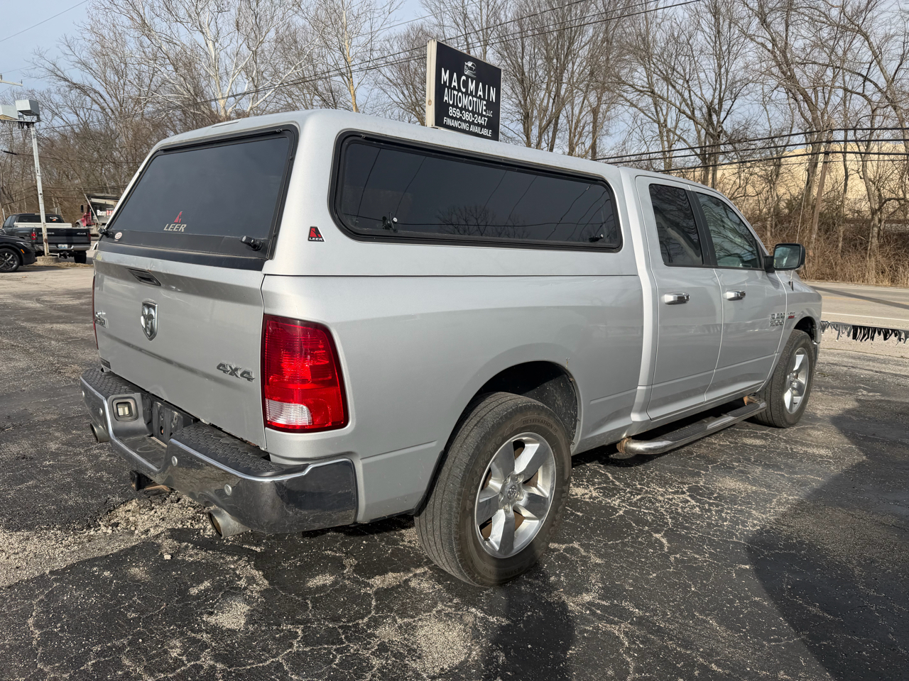 RAM 1500 Big Horn 4x4 Quad Cab 6'4" Box 2018