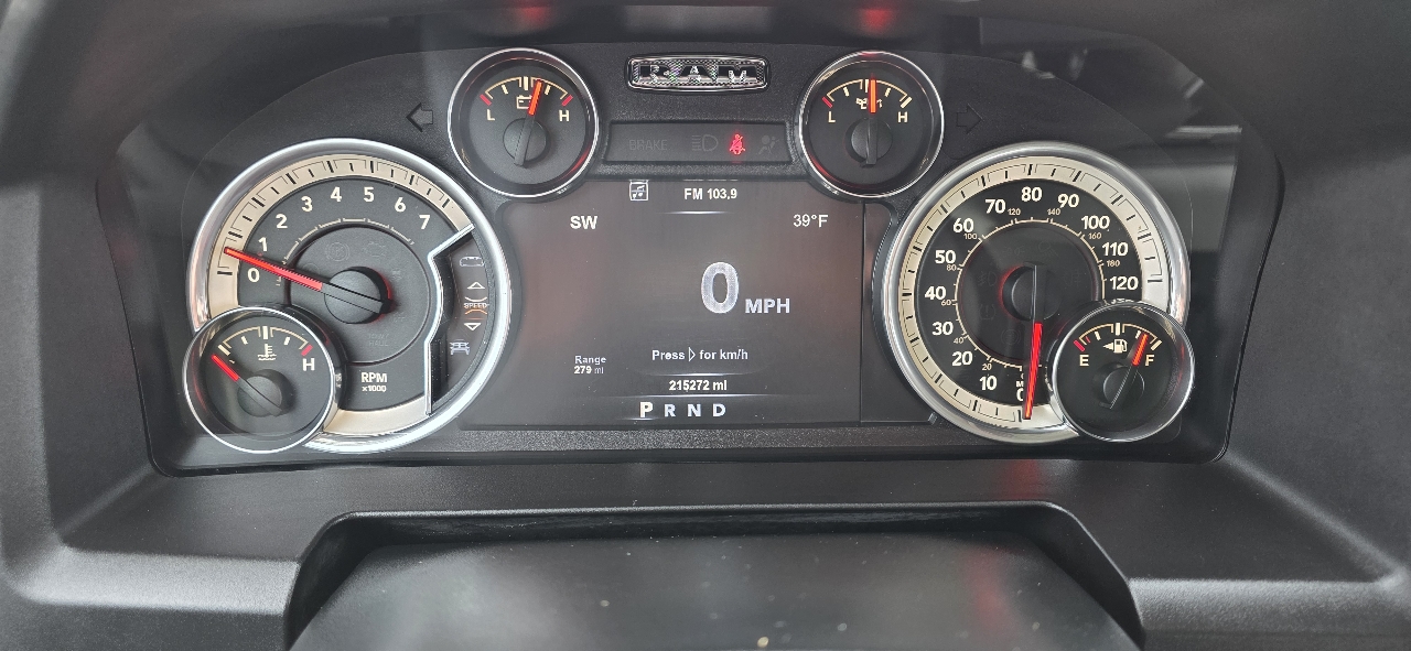 RAM 1500 Big Horn 4x4 Quad Cab 6'4" Box 2018