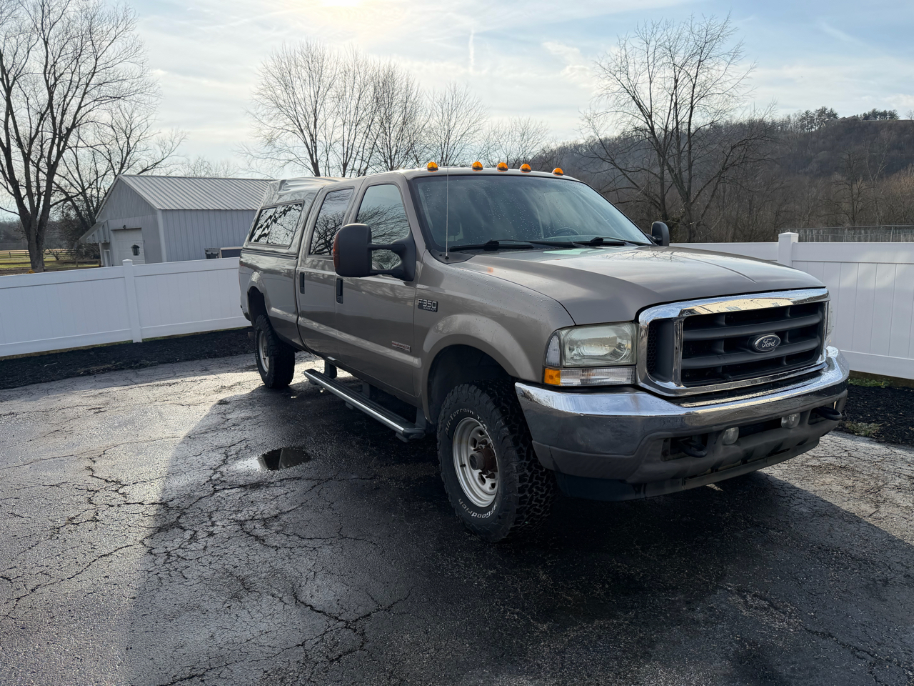 Ford Super Duty F-350 SRW Crew Cab 156" Harley-Davidson 4WD 2004