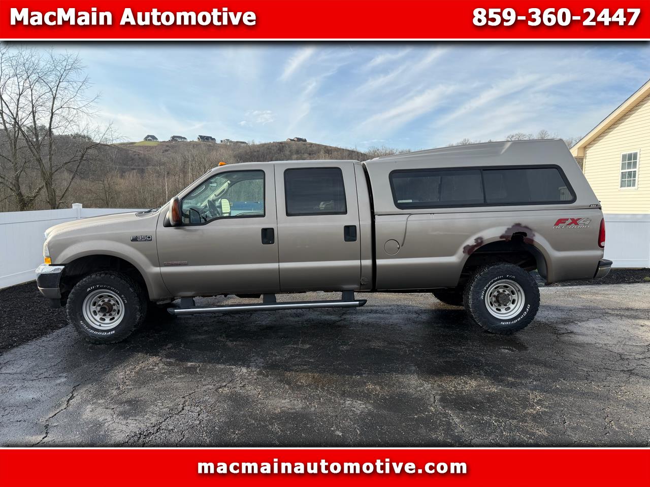 2004 Ford Super Duty F-350 SRW Crew Cab 156" Harley-Davidson 4WD