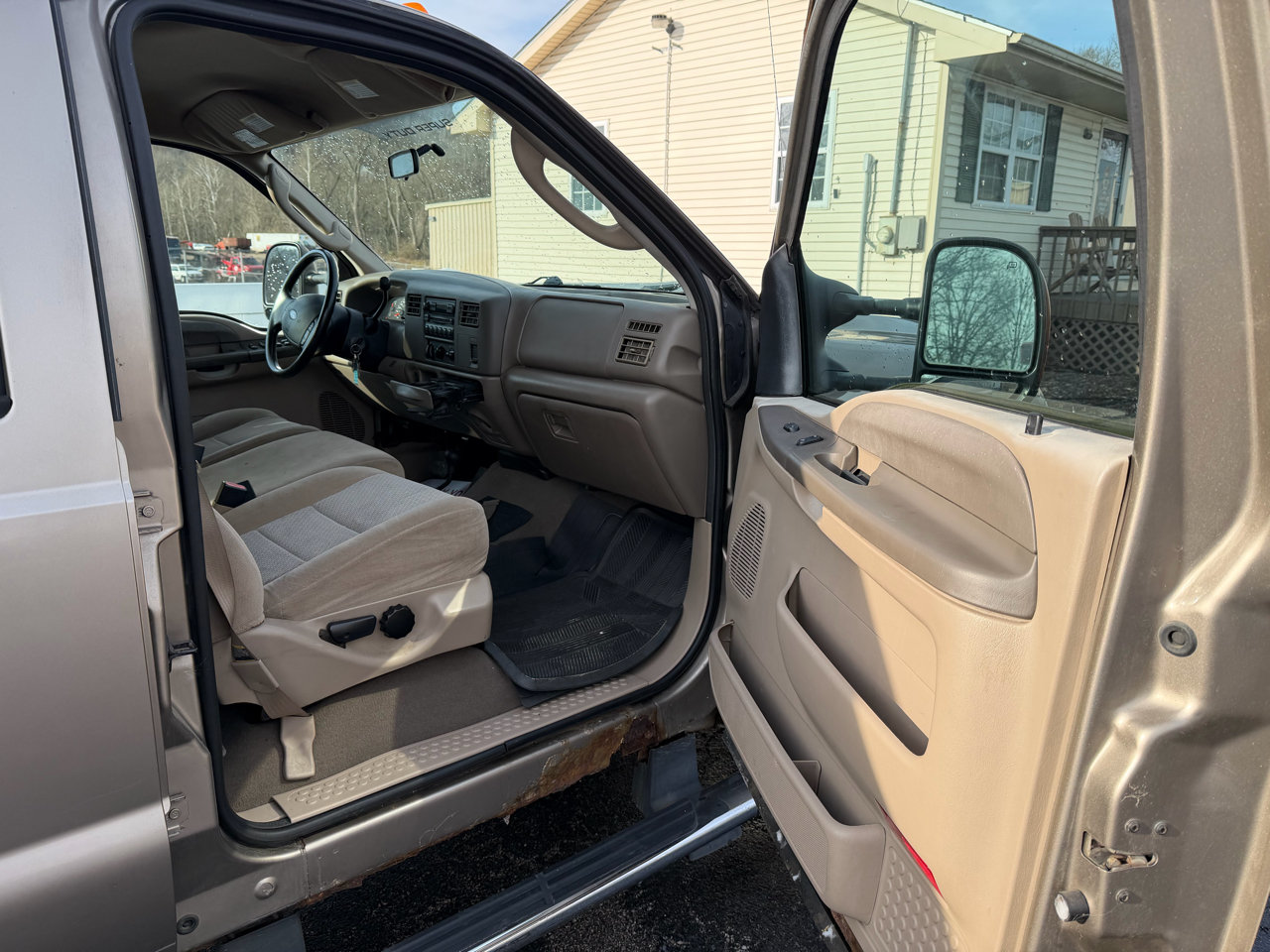 Ford Super Duty F-350 SRW Crew Cab 156" Harley-Davidson 4WD 2004