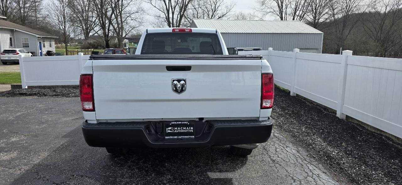 RAM 1500 Classic Tradesman 4x2 Reg Cab 8' Box 2022