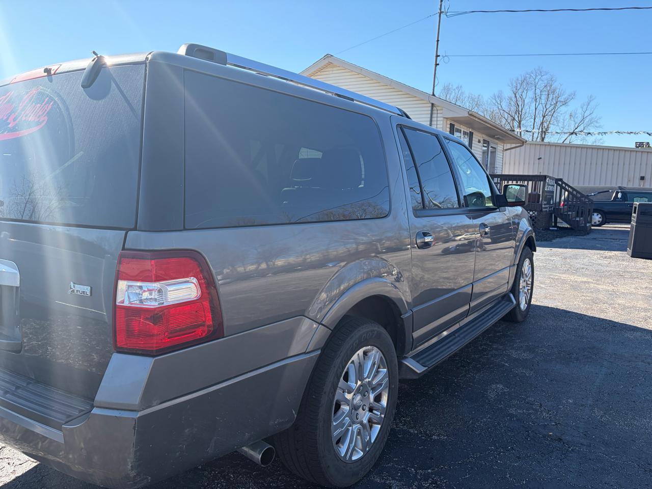 Ford Expedition EL 4WD 4dr Limited 2011