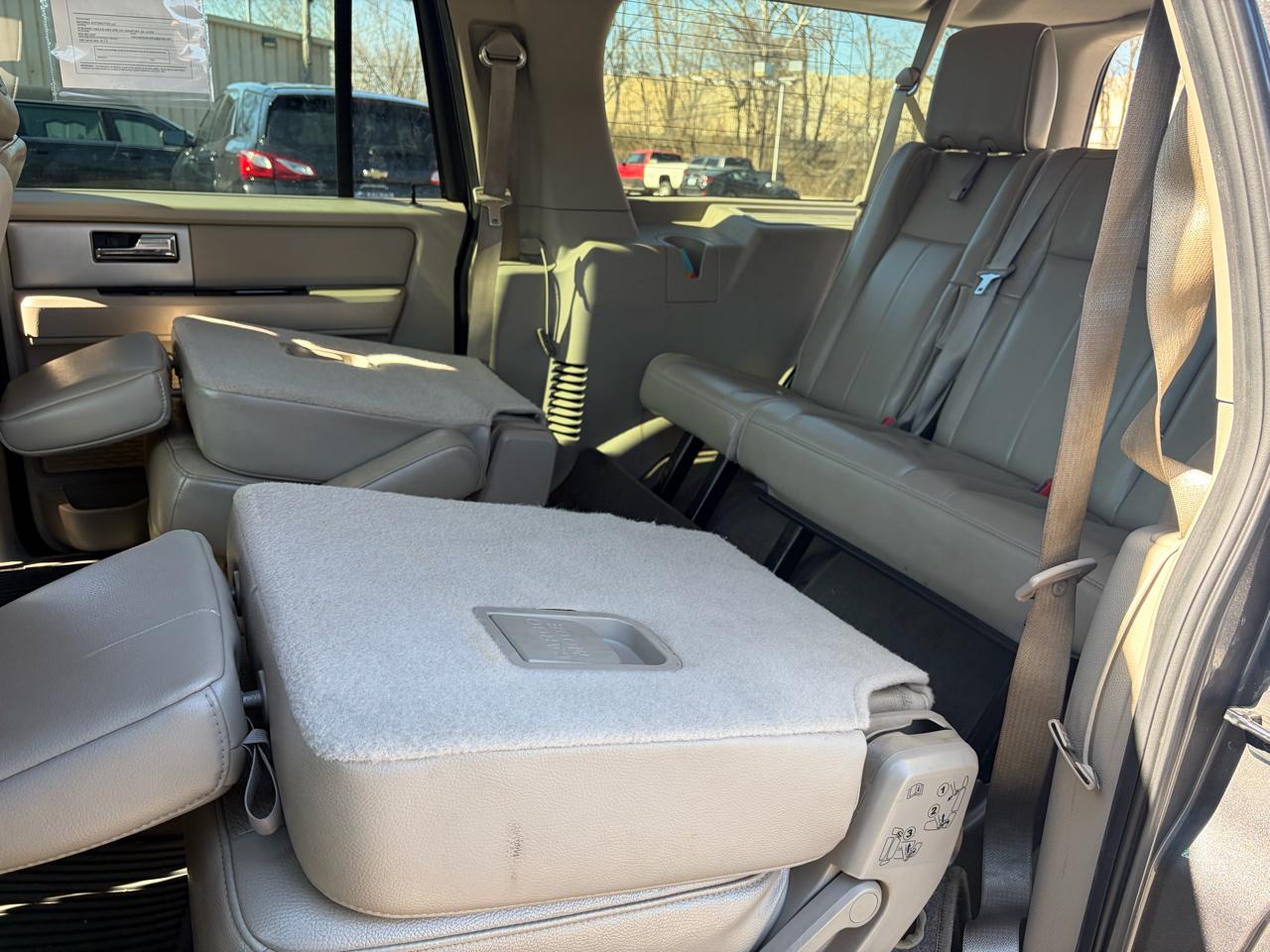 Ford Expedition EL 4WD 4dr Limited 2011